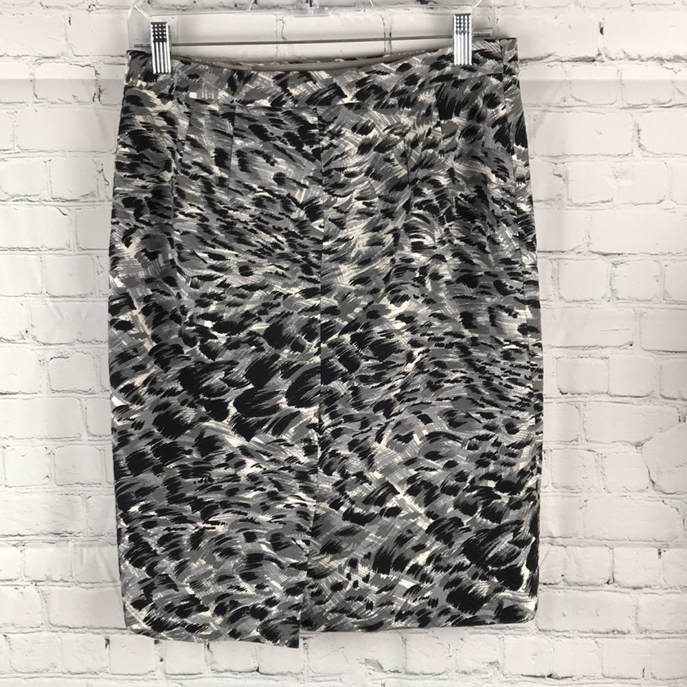 TALBOTS Zipper Leopard Print Skirt Lined 6P - Picture 7 of 9